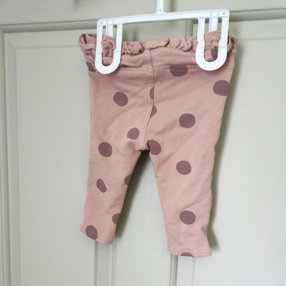 3/$15 H&M pants size 4-6 months - Picture 3 of 4